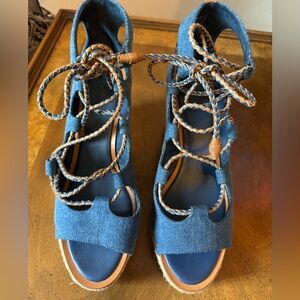 Tory Burch!!   Positano lace-up Espadrille sandal, blue. Size